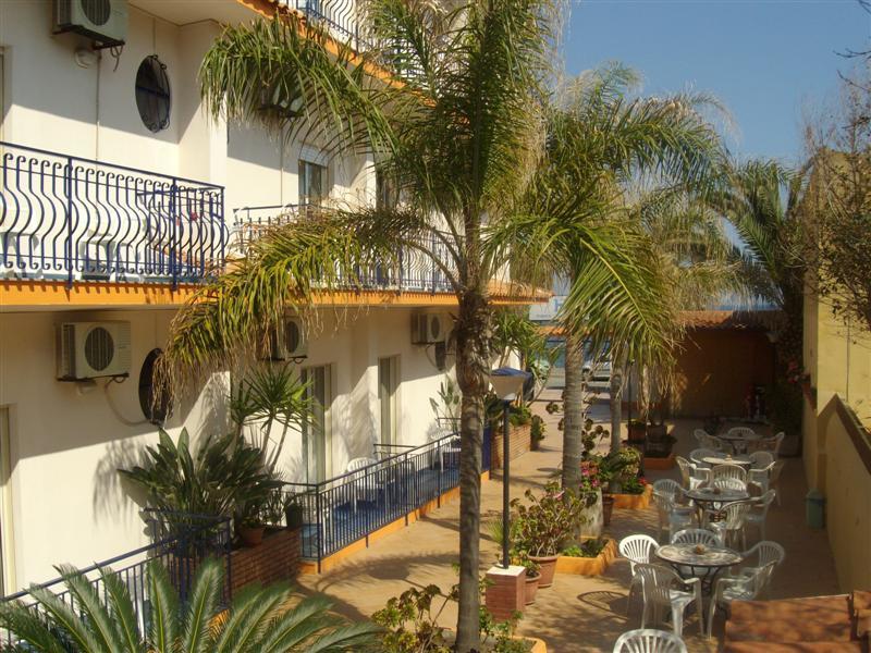 Hotel Pagano SantʼAlessio Siculo Extérieur photo